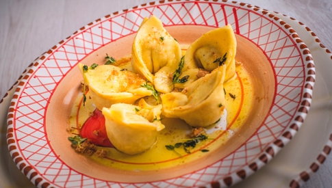 tortelli-con-mele-e-amaretti